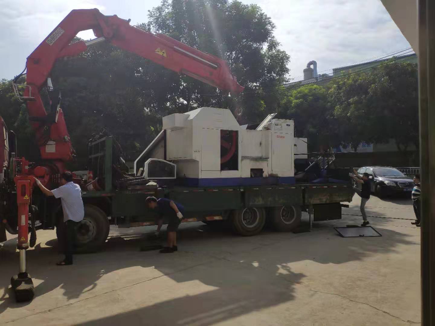 巨資采購一批多功位冷鐓機，東莞僅此一家